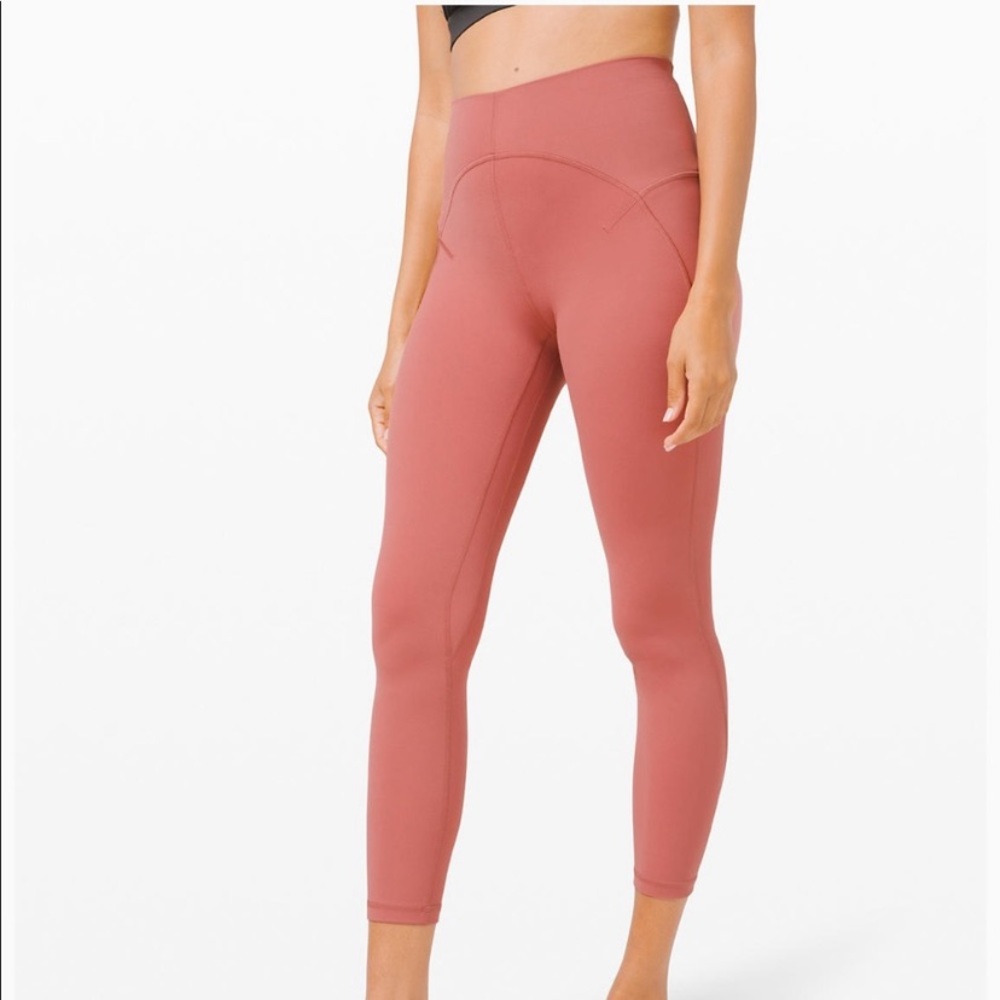 Lululemon 25” Unlimit in Brier Rose size 6